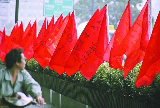 被人无缘无故打了能叫他陪多少游戏画面