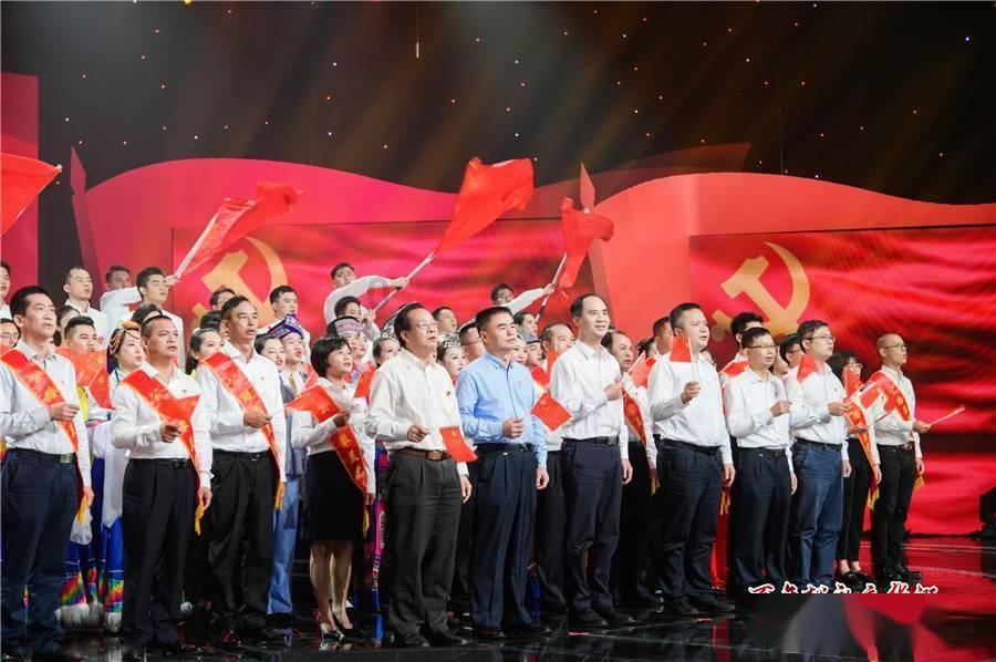 尹才干语言陌生化模式论(现当代文学研究)